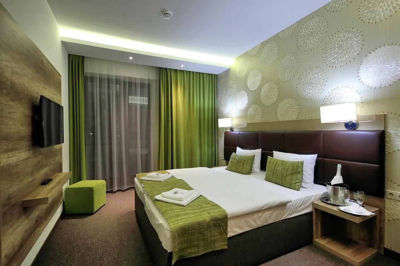 Nadas To Park Hotel Vasad