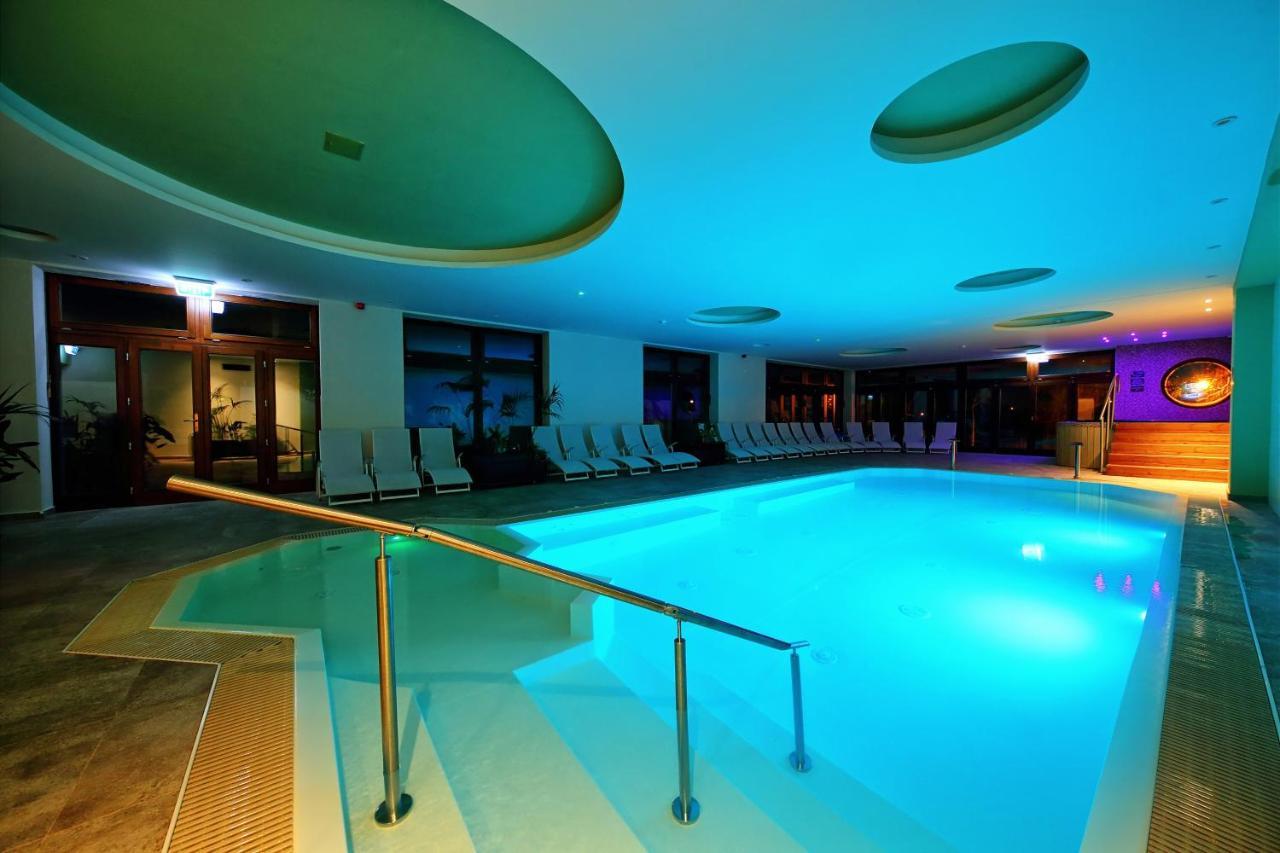 Nadas To Park Hotel Vasad